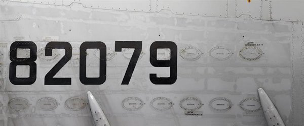 Fototapete | 6,00 m x 2,50 m | 150 g Vlies Basic | Antonov