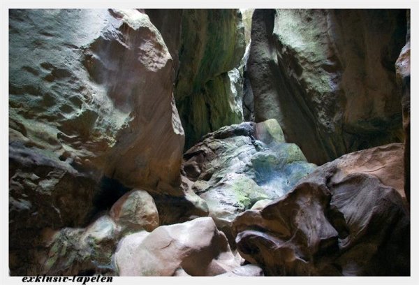 M wallpaper  Cave 1,33 x 2 Meter (150g Vlies)
